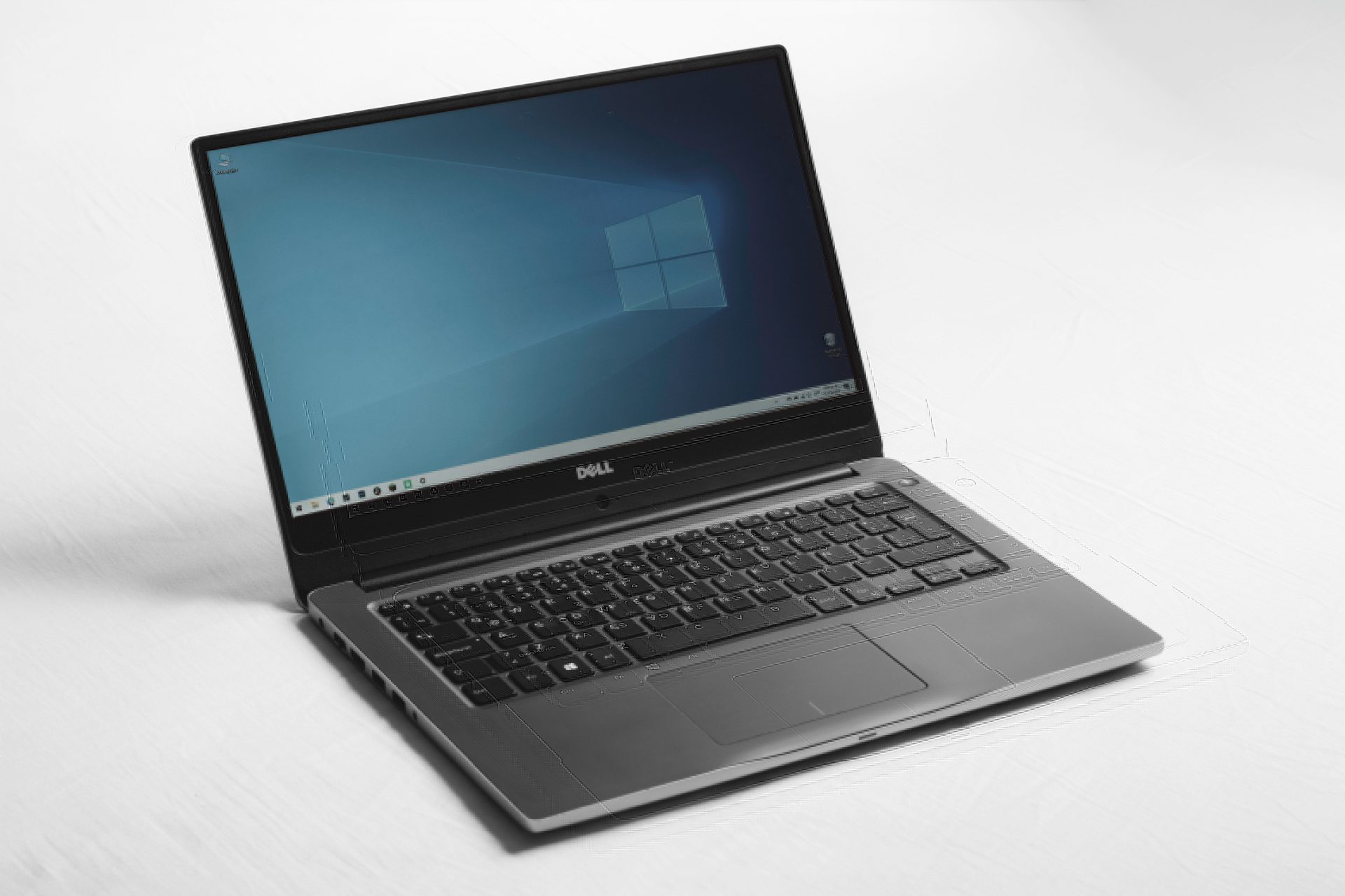 Laptop Dell con pantalla azul